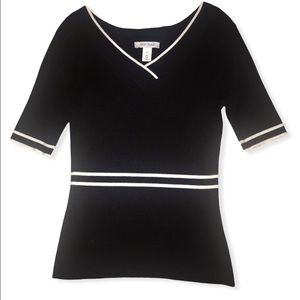 White House Black Market Black Ribbed Pullover Sweater (M)